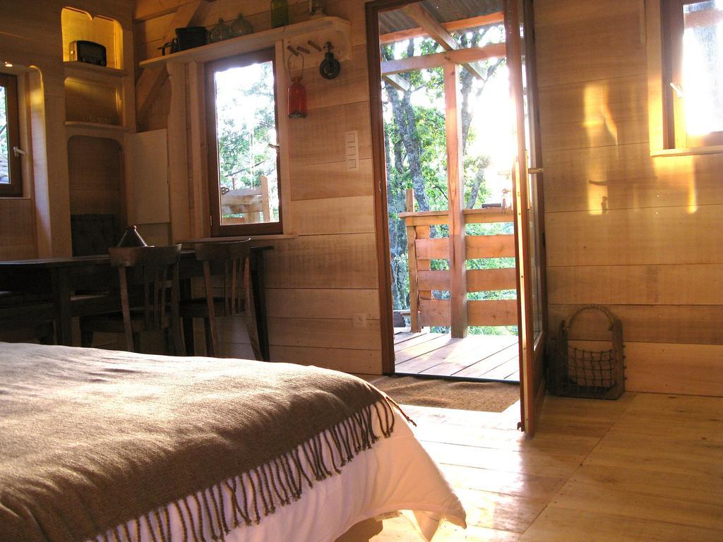 Les Cabanes Du Tertre Urval Esterno foto